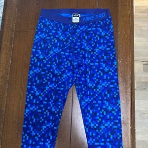 Lightly worn Nike leggings